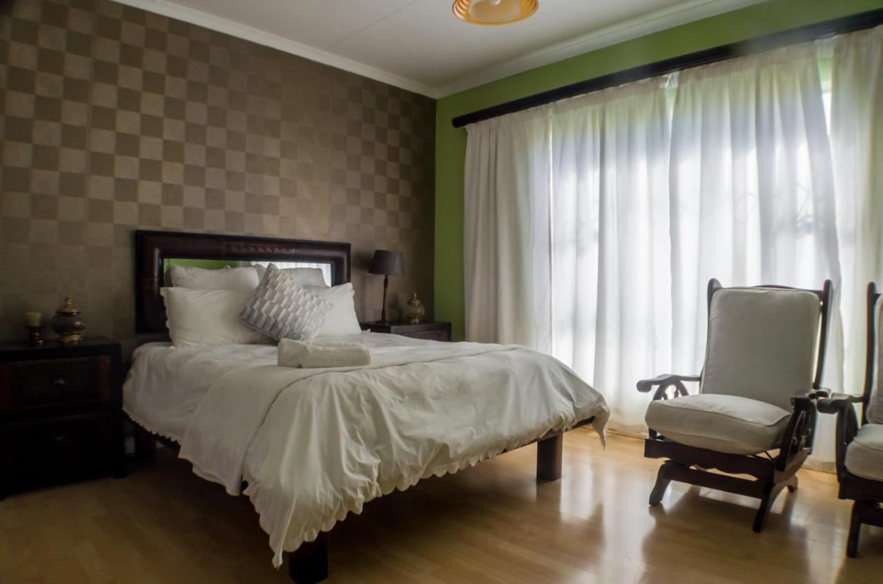 רסטנבורג Seroloana Guest House מראה חיצוני תמונה