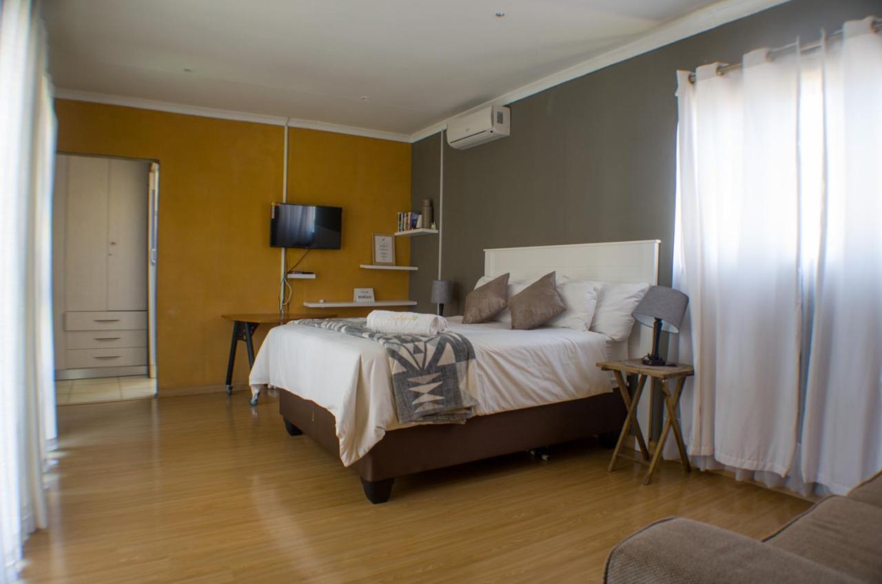 רסטנבורג Seroloana Guest House מראה חיצוני תמונה